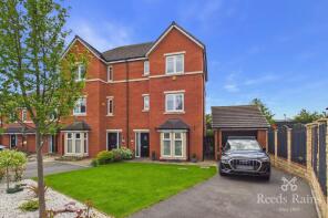 8, Cotham Drive, Wakefield WF2 7BS