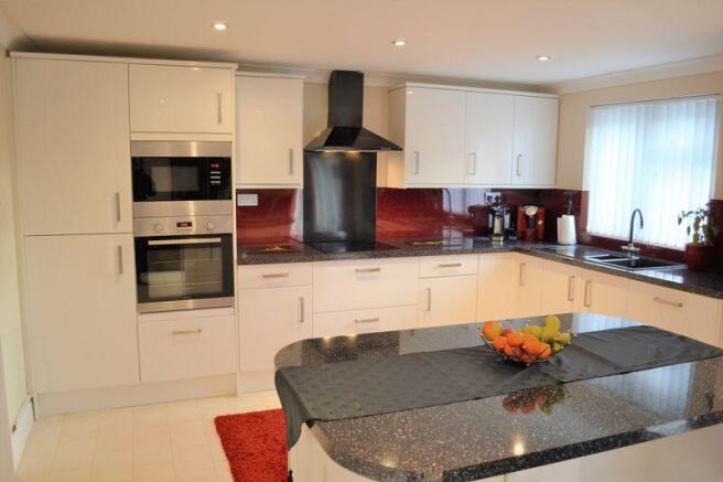 Photo 31