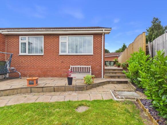 2 bed Semi-Detached Bungalow for sale Image 8