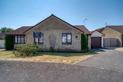 Foxglove Close, Wyke, Gillingham