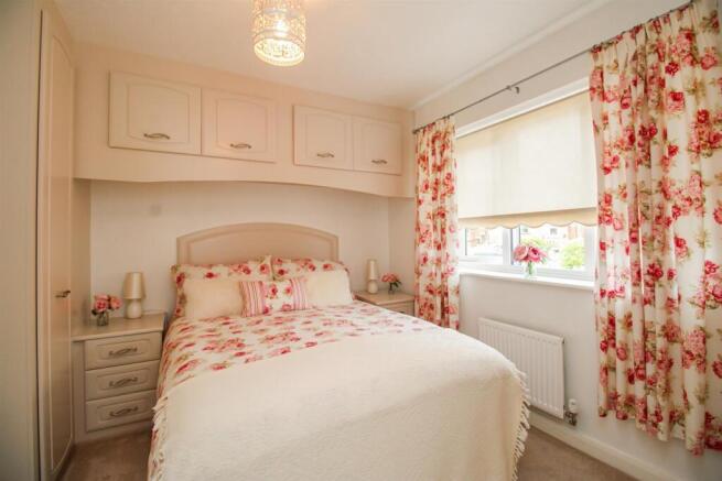 3 bed Semi-Detached for sale Image 12