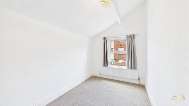 3 bed Terraced to rent Image 9