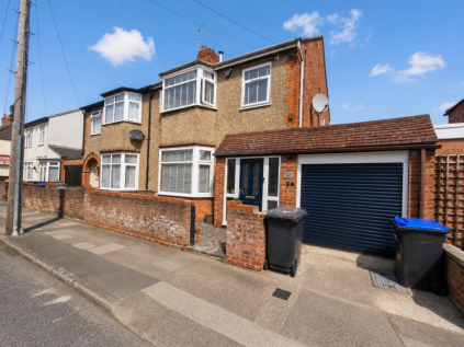 Delapre Crescent Road, Far Cotton, Northampton NN4