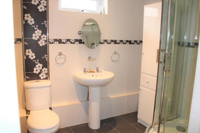 Family Shower Room
