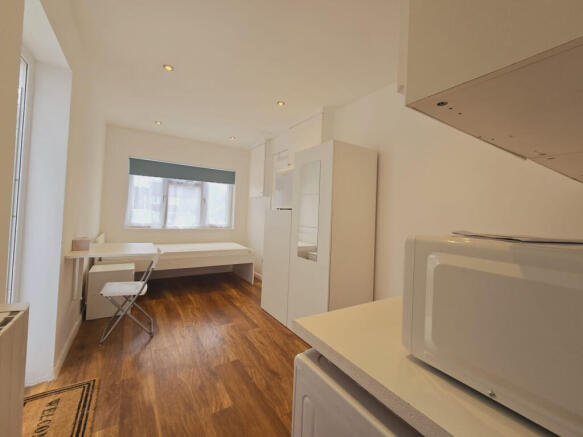 A brand new fully self contained studio available