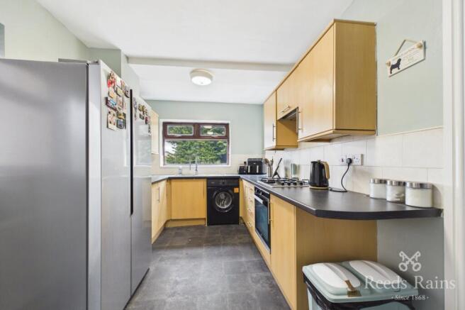 2 bed Semi-Detached for sale Image 4