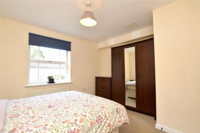 2 bed Apartment for sale Image 11