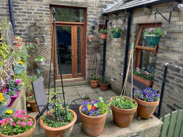 Rear Outside Space