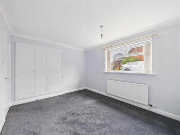 2 bed Detached Bungalow for sale Image 9
