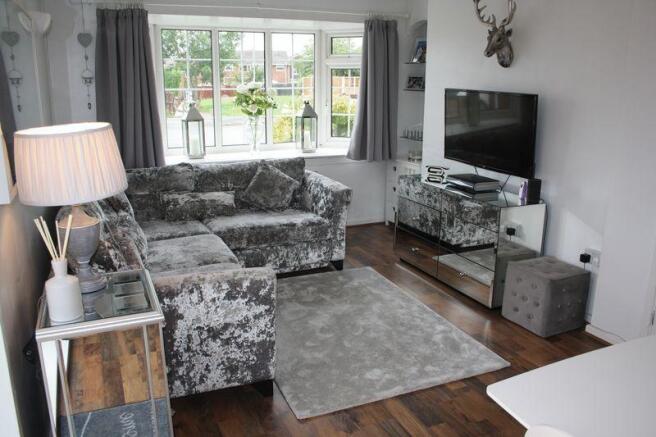 Lounge 1