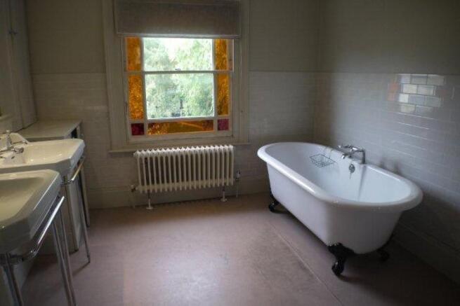 En-Suite Bathroom