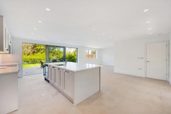 Altrincham Road, Wilmslow, Cheshire, SK9 photo 5