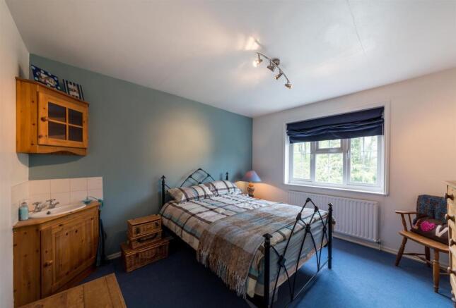 5 Bedford Road (18 o
