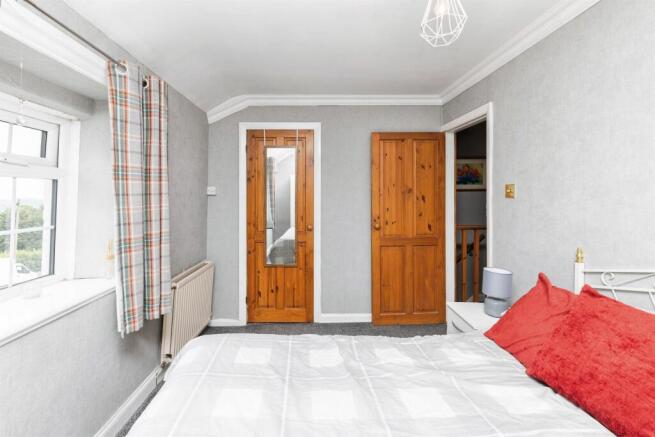 2 bed Terraced for sale Image 7
