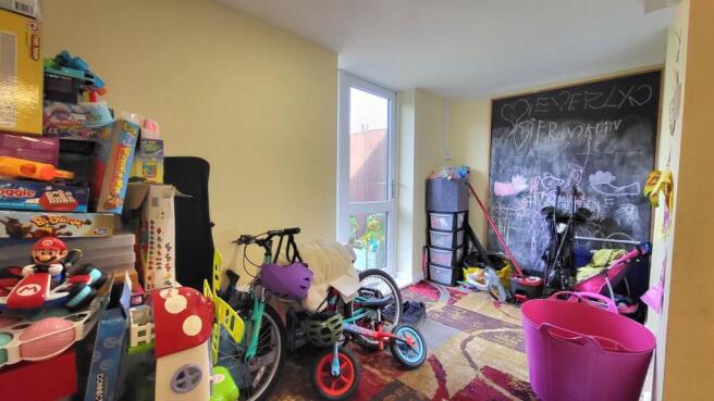 Photo 16