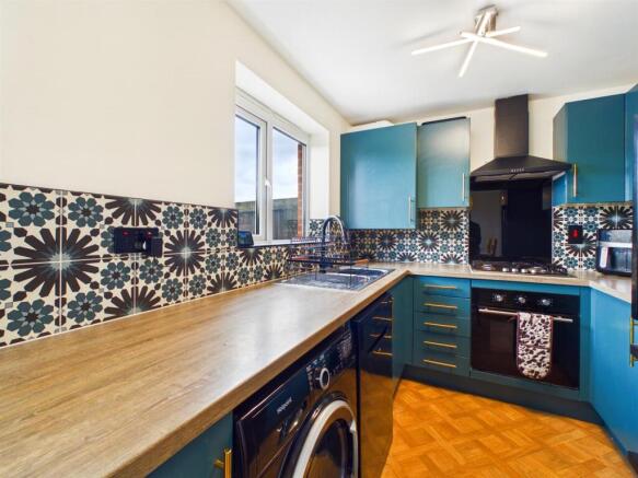 KITCHEN/DINER