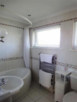 BATHROOM: