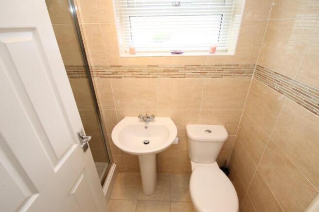 ENSUITE SHOWER ROOM
