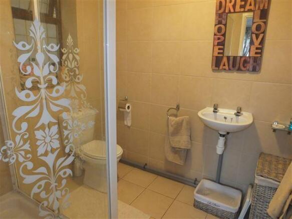 En Suite Shower Room