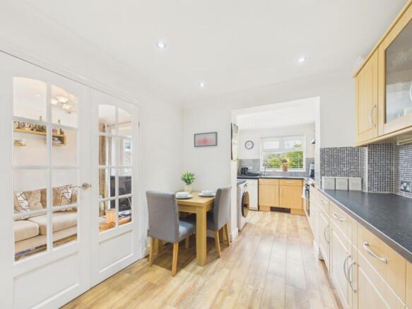 3 bed Semi-Detached for sale Image 5