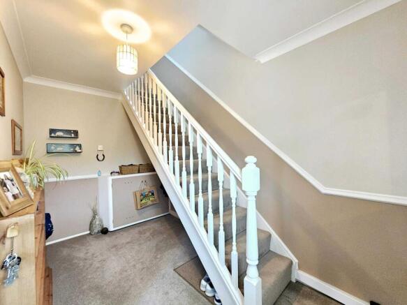 3 bed Semi-Detached for sale Image 11