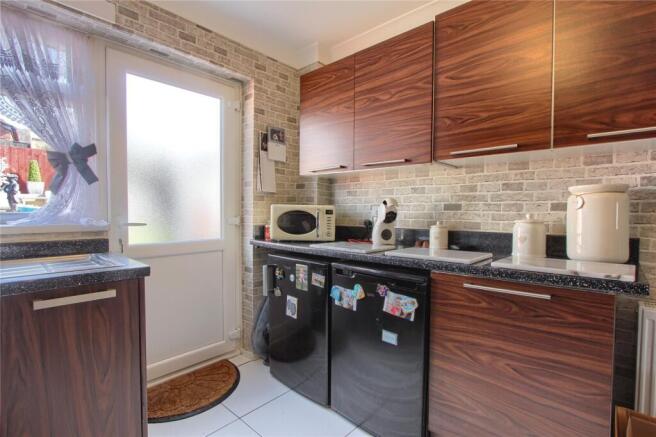 2 bed Bungalow for sale Image 4