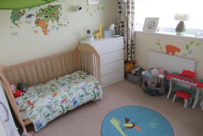 BEDROOM 2