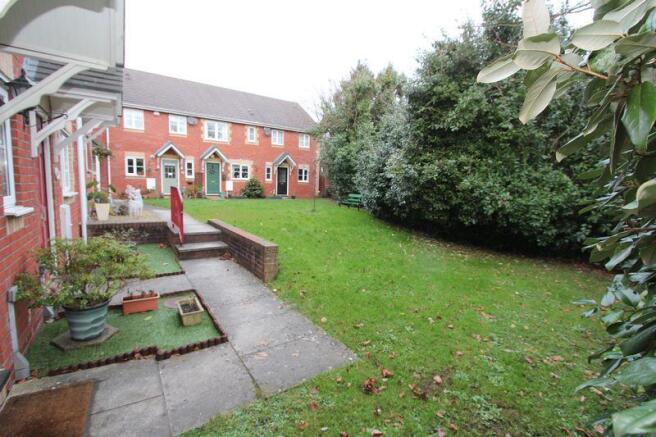 Front Garden Area