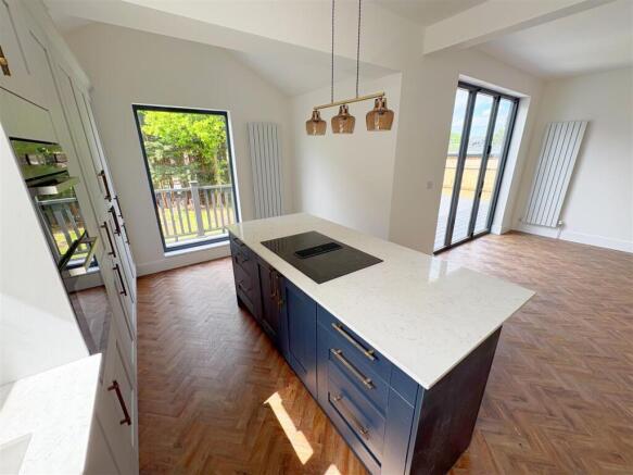 Kitchen breakfast room on to Dining room.jpg