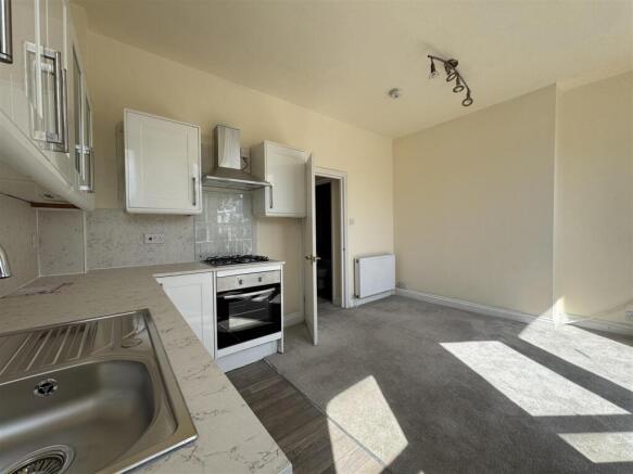 Open Plan Lounge / Kitchen