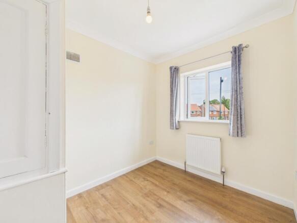 3 bed Semi-Detached for sale Image 11
