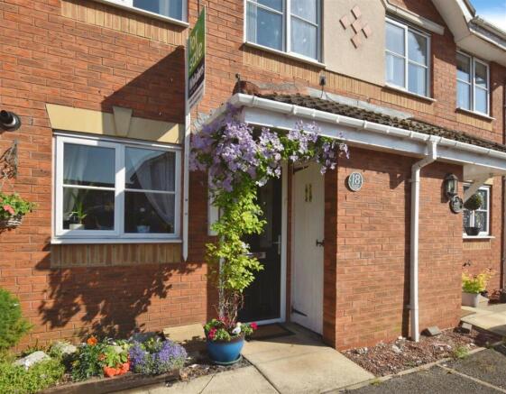 2 bed Terraced for sale Image 7