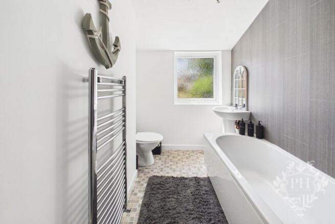 2 bed Terraced for sale Image 7