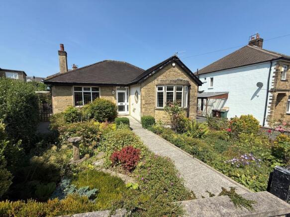 3 bed Bungalow for sale Image 11