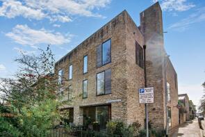 8, Morland Terrace, Brooklands Avenue, Cambridge CB2 8DE