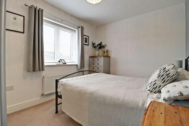 Bedroom 2 (Double)