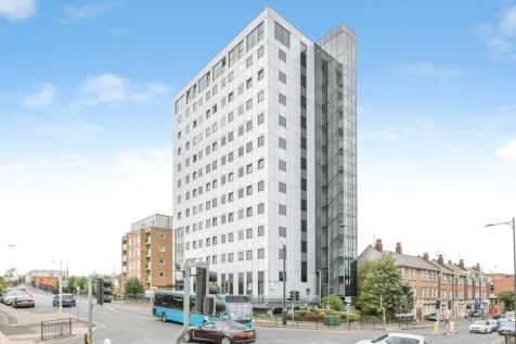 Southchurch Avenue, Southend-on-Sea, Essex, SS1