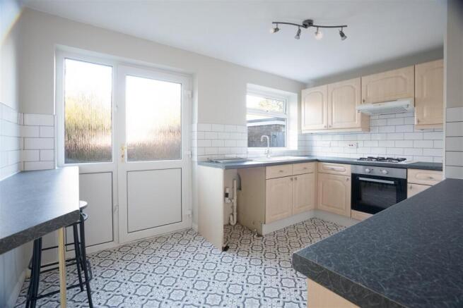 Birkdale Drive, Alwoodley photo 4