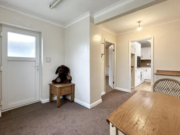 Entrance/Dining Area