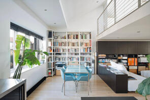 Flat 4, 58, Cleveland Way, London E1 4UF