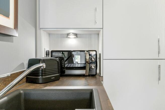1 bed Retirement Property for sale Image 12