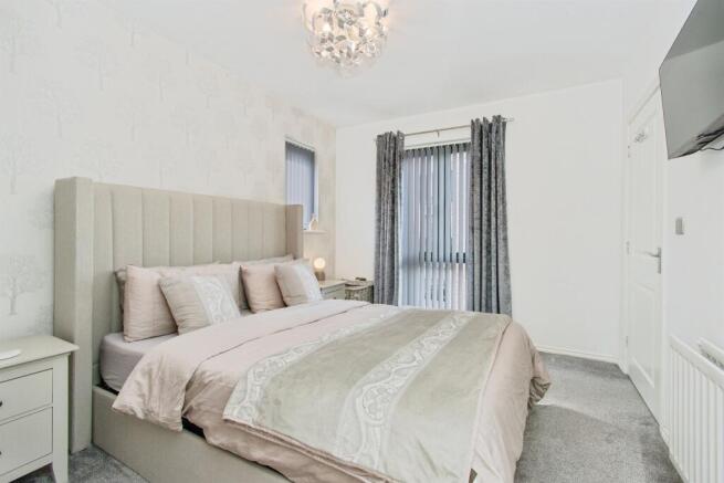 2 bed House for sale Image 5