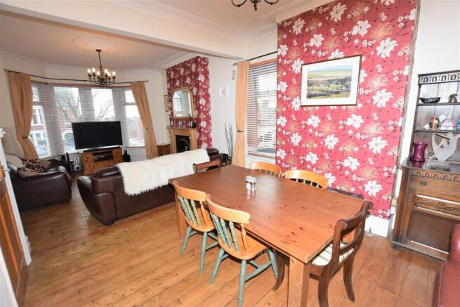 Living/Dining Room