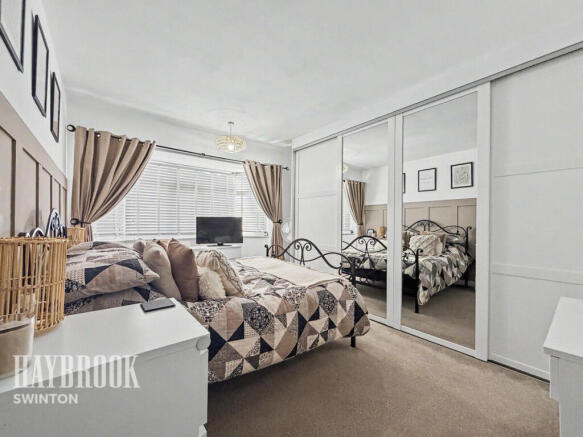 3 bed Semi-Detached for sale Image 10