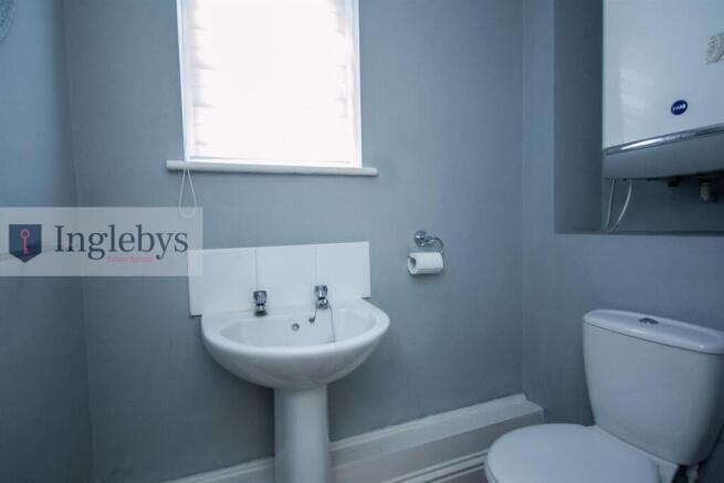 2 bed Terraced for sale Image 8