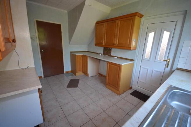 Kitchen1.JPG