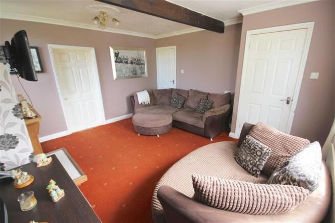FRONT ROOM
