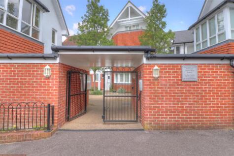 Latimer Street, Romsey Town Centre, Hampshire