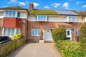 27, Windsor Drive, Ashford TW15 3JD