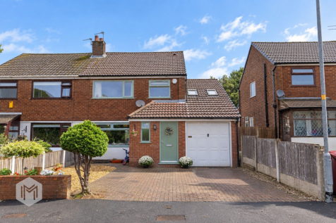 Bardsley Close, Harwood, Bolton, BL2